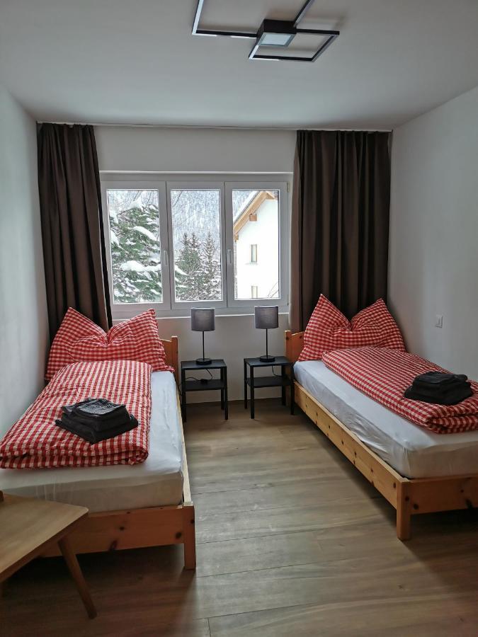 - Chesa Andrea - Gartensitzplatz Apartment Pontresina